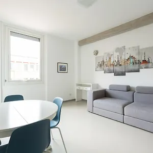 Porta Nuova Bright And Stylish Flat Apartment Milan