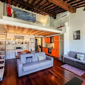 Apartment Cavour Mezzanine By 360rentals, Florence